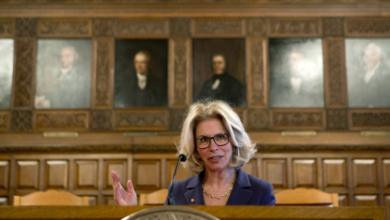 judge resigns